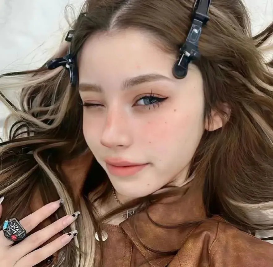 续韩国泪的小花